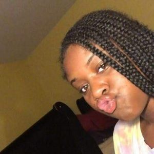 Meet your Posher, Jaela